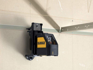 DW088K Cross Line Laser Level Kit + Wall Bracket